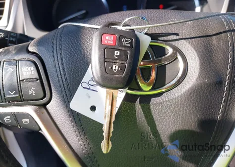 2015 Toyota Highlander Le Plus V6 z USA, uszkodzony, nr VIN 5TDZKRFH5FS118506